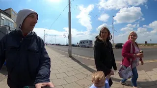 360 VR - Walking to the Beach at Blackpool