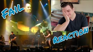 Guitarist Reacts to  Embarrassing Stage Fail in Front of a Huge Crowd