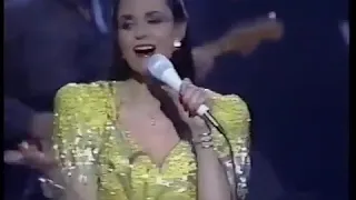 Crystal Gayle Medley