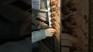 Changing Organ registers!