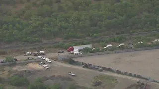 46 people found dead, 16 hospitalized after tractor-trailer containing migrants found in Texas | FOX