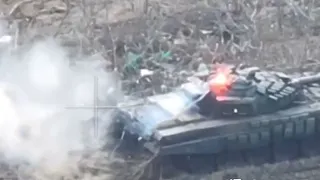 Confrontation between a Russian tank and a Ukrainian grenade launcher