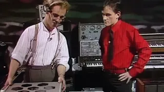 Thomas Dolby Demonstrates synthesizers (1982)