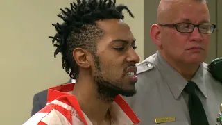 Accused cop killer cusses, growls at judge and media