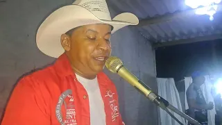 SHOW QUIRINO LIMA ESPAÇO CLUBE DA LÊDA EM MONTALVÂNIA MG