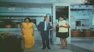 Manager Removes Ambarish From Waiter Job | Anthintha Gandu Nanalla Kannada Movie Scene