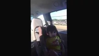 Little kid got dance moves