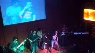 Smoke on the water (cover) at Vapour, Bangalore