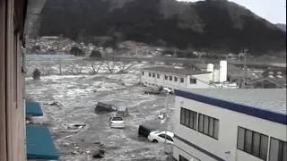 2011 Japan Tsunami: Ofunato [stabilized with Deshaker]