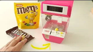 Мини игровой автомат полный M&M'S! Кран машина полная конфет!