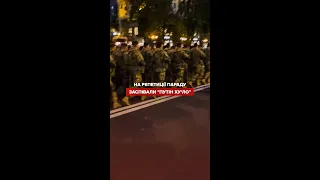 Військові заспівали хіт про Путіна на репетиції параду