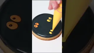 Satisfying Cookie Decorating