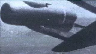 Boeing 707 Barrel Roll - Pilot Tex Johnston Performs Roll In Dash-80 Prototype Aircraft In