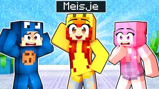 Dennus Is VERANDERD In Een MEISJE In Minecraft!