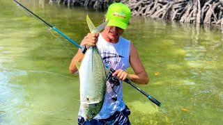 INSIDE THE KENYAN MANGROVES, SOLO Fishing from the Shore !