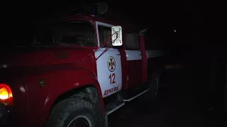 У м. Дунаївці під час ліквідіції пожежі рятувальники виявили тіла двох людей без ознак життя