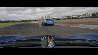 Porsche 987 Cayman vs BMW M2 - very close track battle!