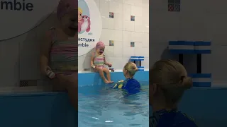 Аврора спустя 10 дней вернулась в бассейн!😱🏊🏻 #катядима