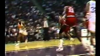 Thurl Bailey dunks on Manute Bol