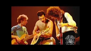 Queen   Fat Bottomed Girls Live at The Bowl 1982