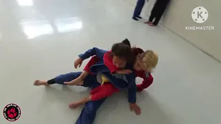 Montero BJJ Kids. Secuencias libres de Berimbolos y finalizaciones.