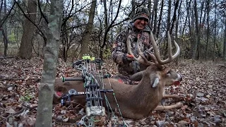 Late Season Big Ohio Buck Down! BowKill Heart Shot | Bowmar Bowhunting |