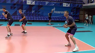 Volleyball. Warm-up. Fitness elastic band and expander.  "Zenith" St. Petersburg. First training