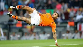 Memphis Depay is Unstoppable in 2021 ☆ he has skills, tricks speed and Goals.