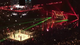 Opkomst Rico Verhoeven en Badr Hari - 10 december 2016 in Oberhausen