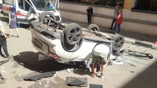 Перепутала педали: автомобиль упал с многоуровневой парковки в Москве