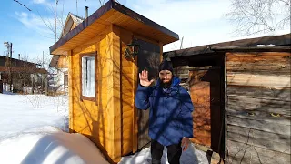 Дачный туалет "Обсерватория #1" после зимней эксплуатации