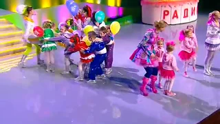 Алё-Алена и "Семицветик" - Песенка О Времени (2012, концерт "5 лет Детскому радио)