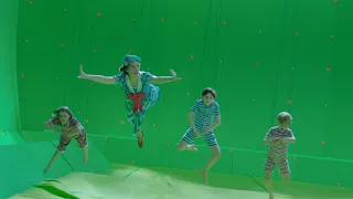 Mary Poppins Returns (2018)  - Behind The Scenes - VFX Breakdown