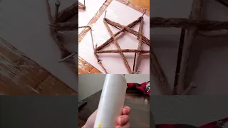 Easy DIY Christmas Decoration - "What glue did I use?"