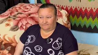 A fost violată în propria casă de bărbați necunoscuți, a fost bătută de soț, acum suferă de cancer