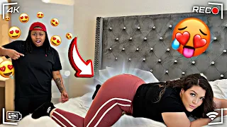 ARCHING MY BACK 💦 IN FRONT OF MY GIRLFRIEND TO SEE HOW SHE REACTS! *SHE PUT IT ON* 😱💦 LGBT