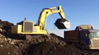 Komatsu PC800LC Excavator Loading Scania Truck