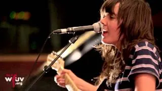 Courtney Barnett - "Avant Gardener" (Electric Lady Sessions)