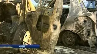 В Киеве поджигают автомобили: Милиция задержала подо...