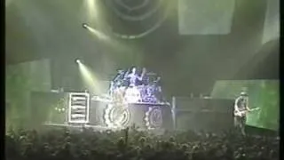 03 - blink-182 - Violence (Live  - Dublin, THE LAST SHOW)