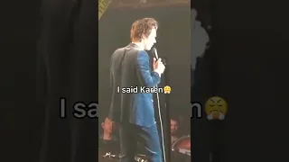 harry styles catching phones on stage *wait till the end #shorts #harrystyles