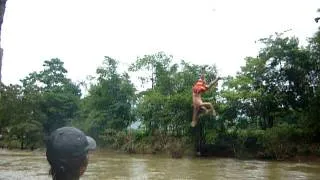 Tubing Laos 2010 fail