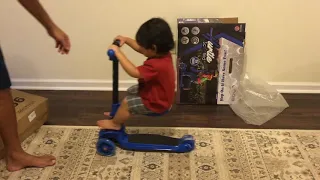 Hurtle 3-Wheeled Scooter for One year old & Up Unboxing!