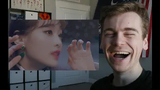 CHUWU ([MV] 이달의 소녀/츄 (LOONA/Chuu) "Heart Attack" Reaction)