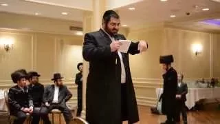 Ari Abromowitz Calling up Motty Ilowitz to Mitzvah Tantz (funny)