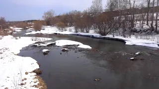 Карпинск. У станции (апрель 2018)