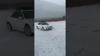 Subaru Impreza WRX валит