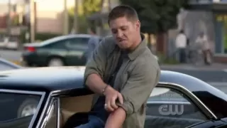 Supernatural Dean singing ''Eye of the tiger''