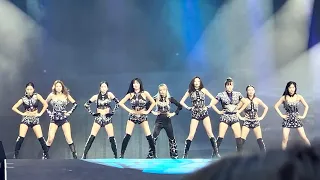 4K 230709 TWICE intro, entrance, ‘Set Me Free’ ‘ICSM’ Ready To Be 5th world tour in Atlanta 트와이스