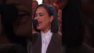 Demi Lovato almost makes Jennifer Hudson throw her shoe.